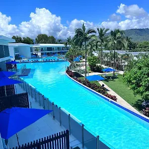 4* Aparthotel Pool